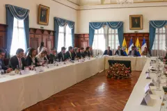 Empresarios franceses exploran inversiones en energía y transición ecológica en Ecuador
