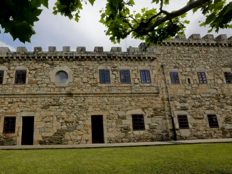 La Diputación invierte en mejoras viales y educación ambiental en Oleiros y A Coruña