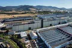 Mercedes-Benz inicia producción en Vitoria de su furgoneta eléctrica VLE con inversión histórica