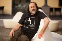 Luis Miguel Domínguez: El lobo pierde protección por una 'triquiñuela'